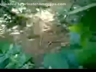 Warga india ladki dalam hutan di luar anak perempuan fucked keras www.xnidhicam.blogspot.com