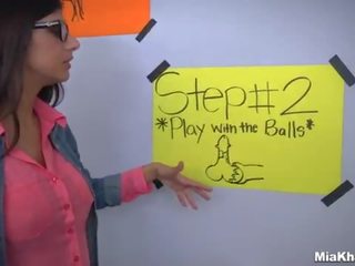 Mia Khalifa videos Her girl how to Suck shaft <span class=duration>- 5 min</span>