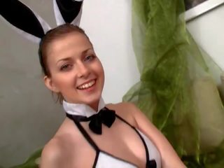 Beguiling orang suka seks beberapa kali rabbit mencintai carrot
