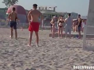 Provokues bikini latine adoleshencë i madh bythë sandale me një gisht